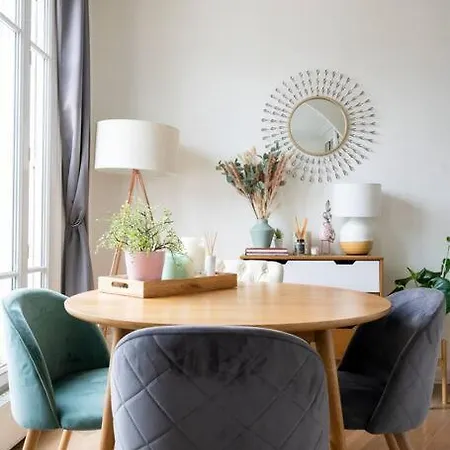 Super Tour Eiffel Appartement *