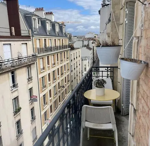 Апартаменты Super Tour Eiffel Париж